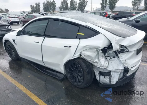 2023 Tesla Model Y Awd/Long Range Dual Motor All-Wheel Drive из США, поврежденный, VIN 7SAYGDEE9PA099939